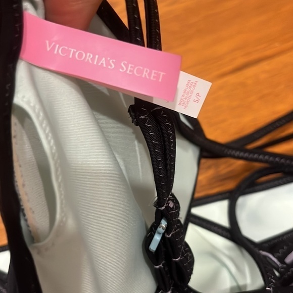 Victoria’s Secret swimsuit triangle top string bikini size S small light purple - Picture 5 of 8